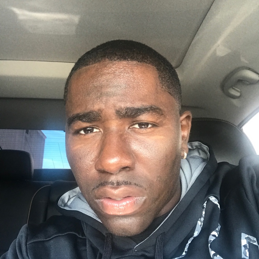 Meet your Posher, Derrick